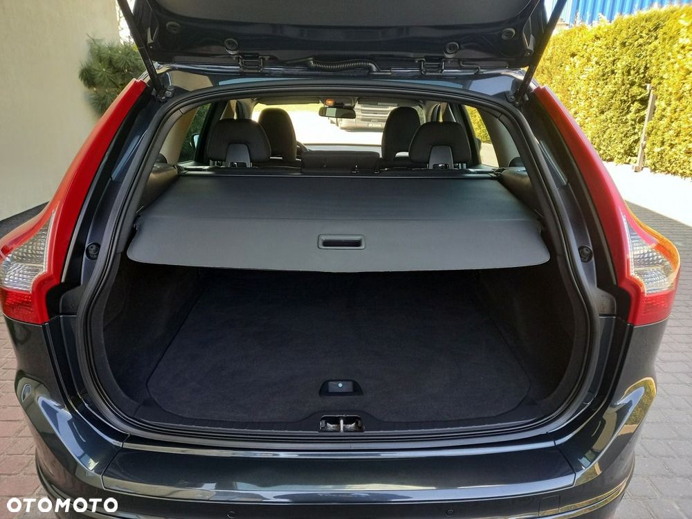 Volvo XC 60 D3 Momentum - 20