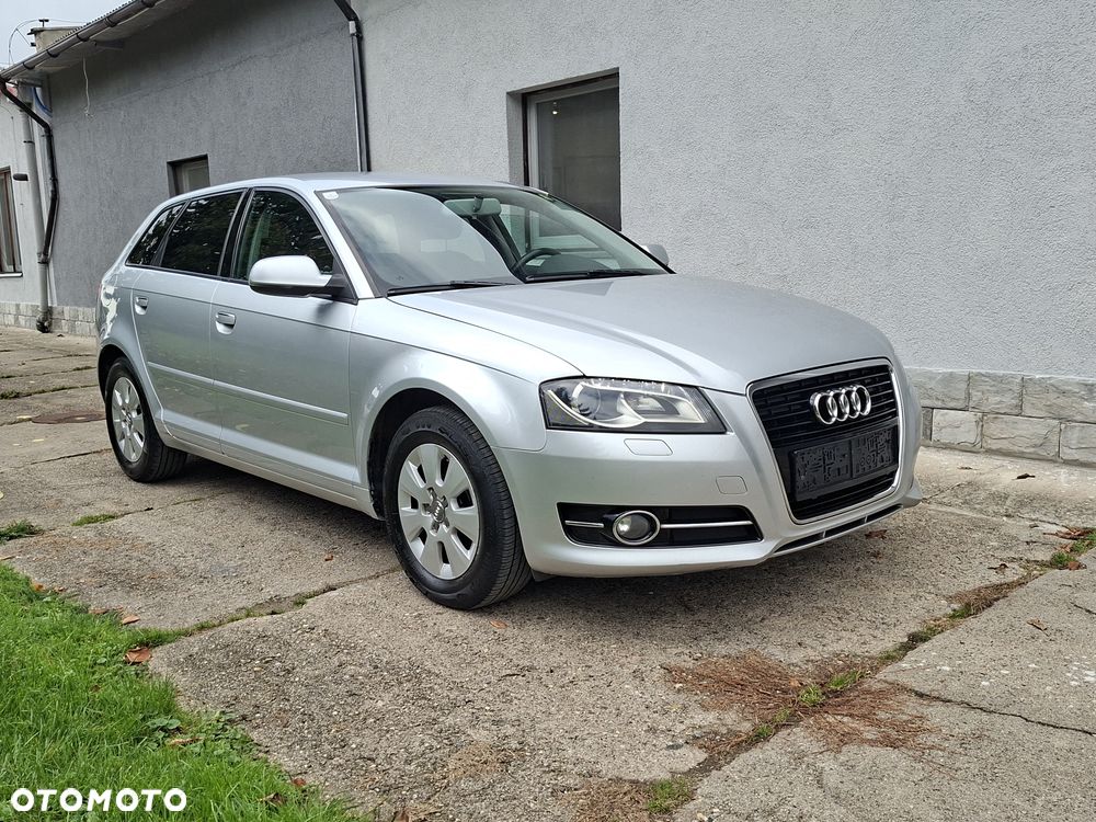 Audi A3 Sportback - 15
