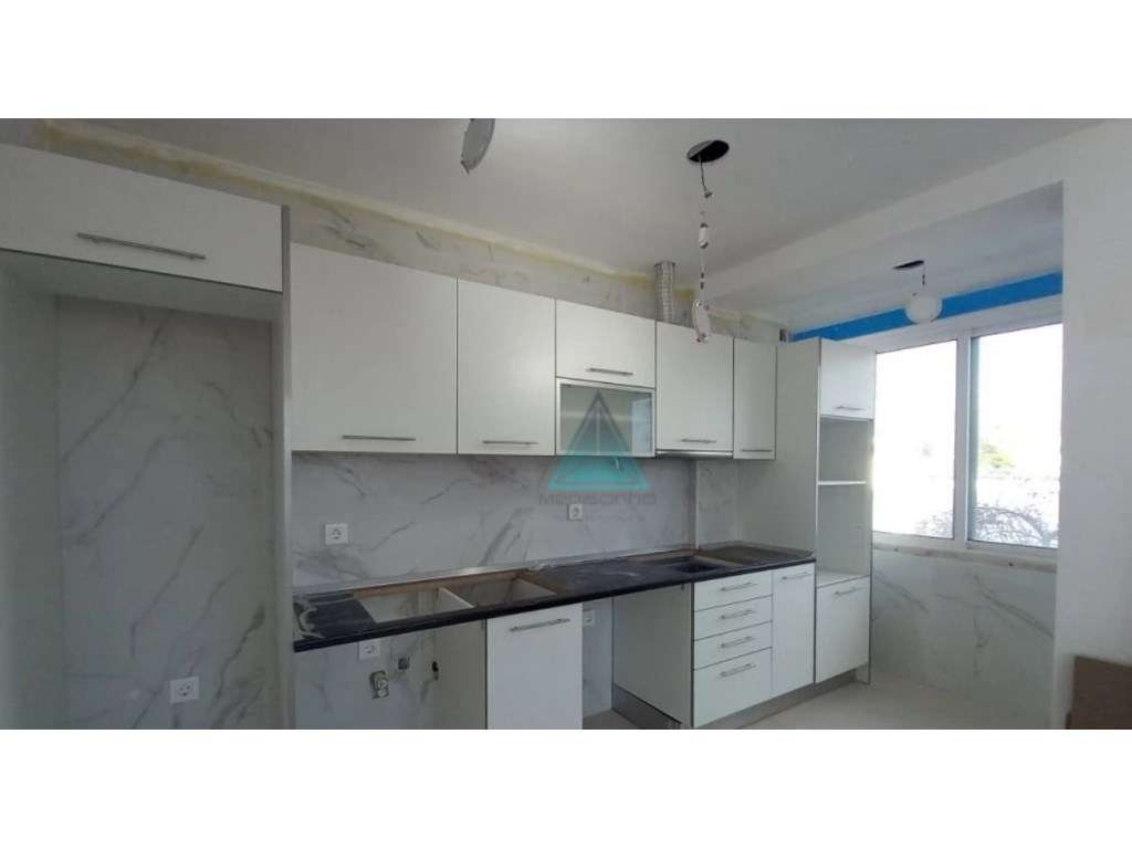 T4 Laranjeiro imperdivel * * remodelado * * OFERTA ESCRITURA ** - Grande imagem: 2/18