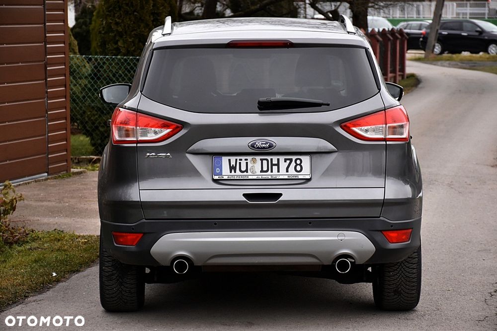 Ford Kuga 2.0 TDCi 4x4 Titanium - 16
