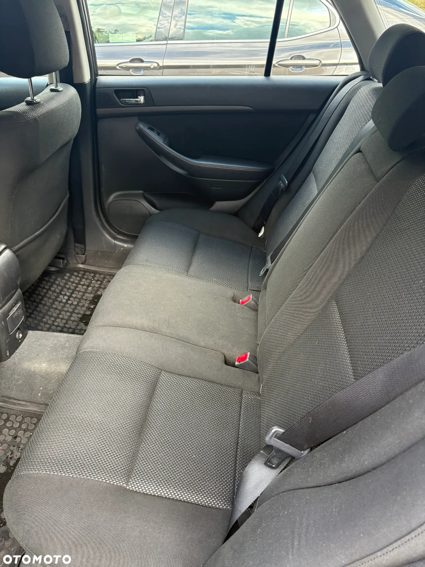 Toyota Avensis 1.8 VVT-i Sol - 6