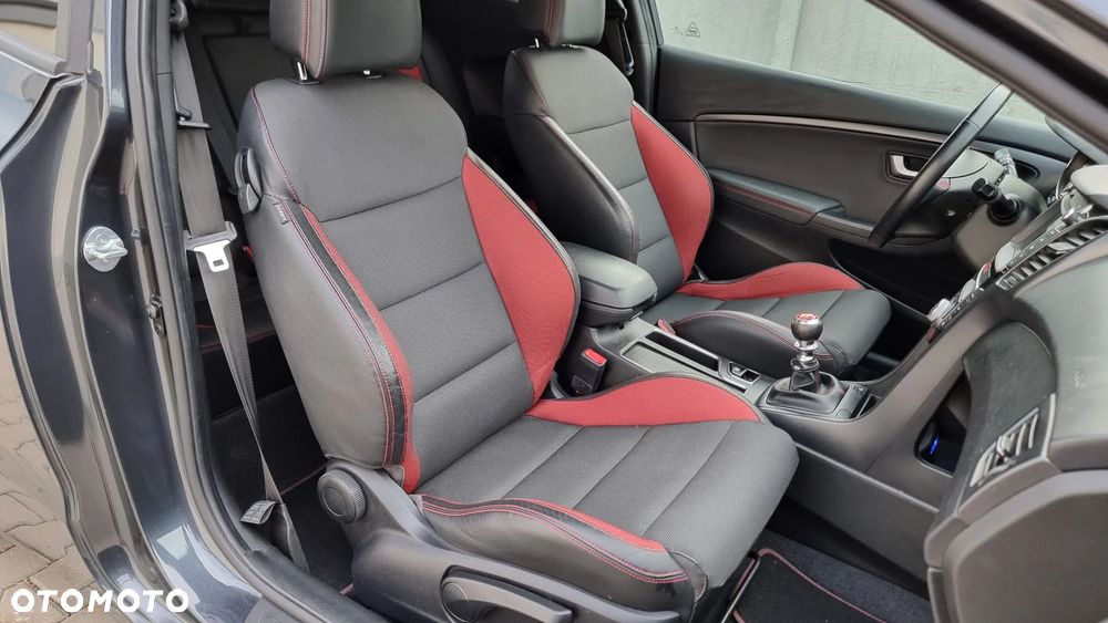 Hyundai i30 1.6 GDI Turbo Sport - 33