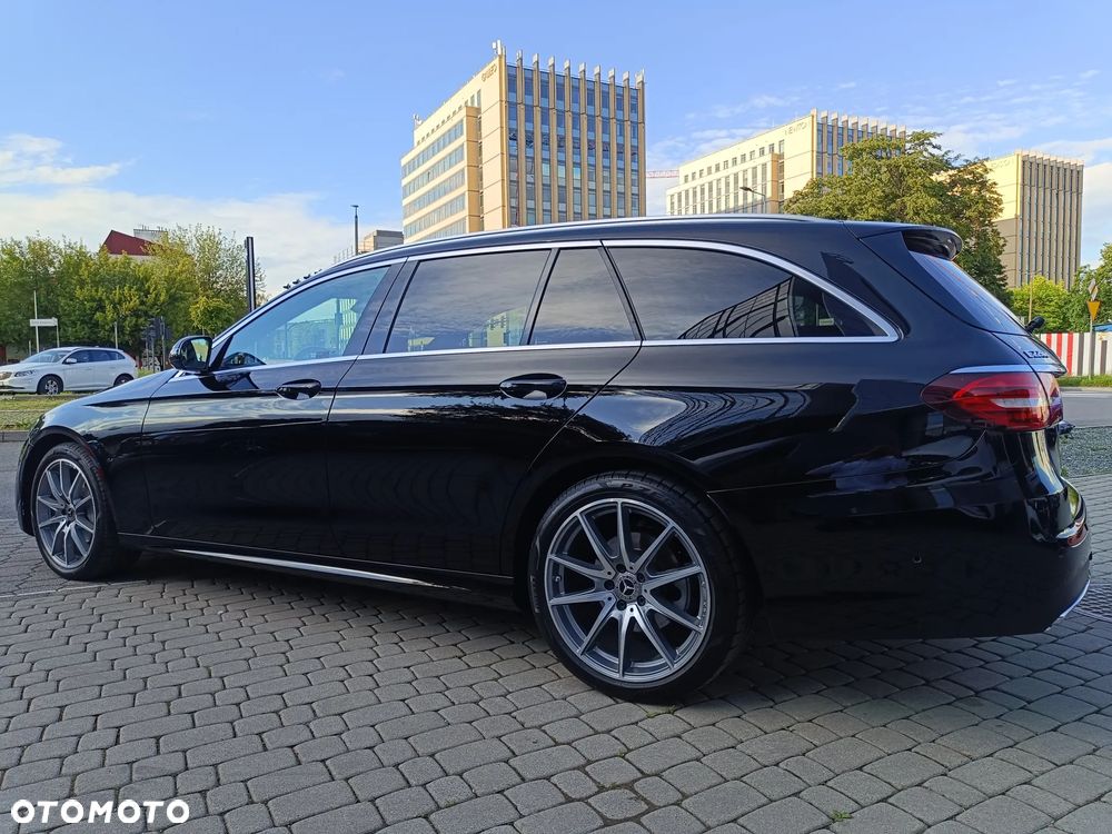 Mercedes-Benz Klasa E 220 d 4-Matic AMG - 6