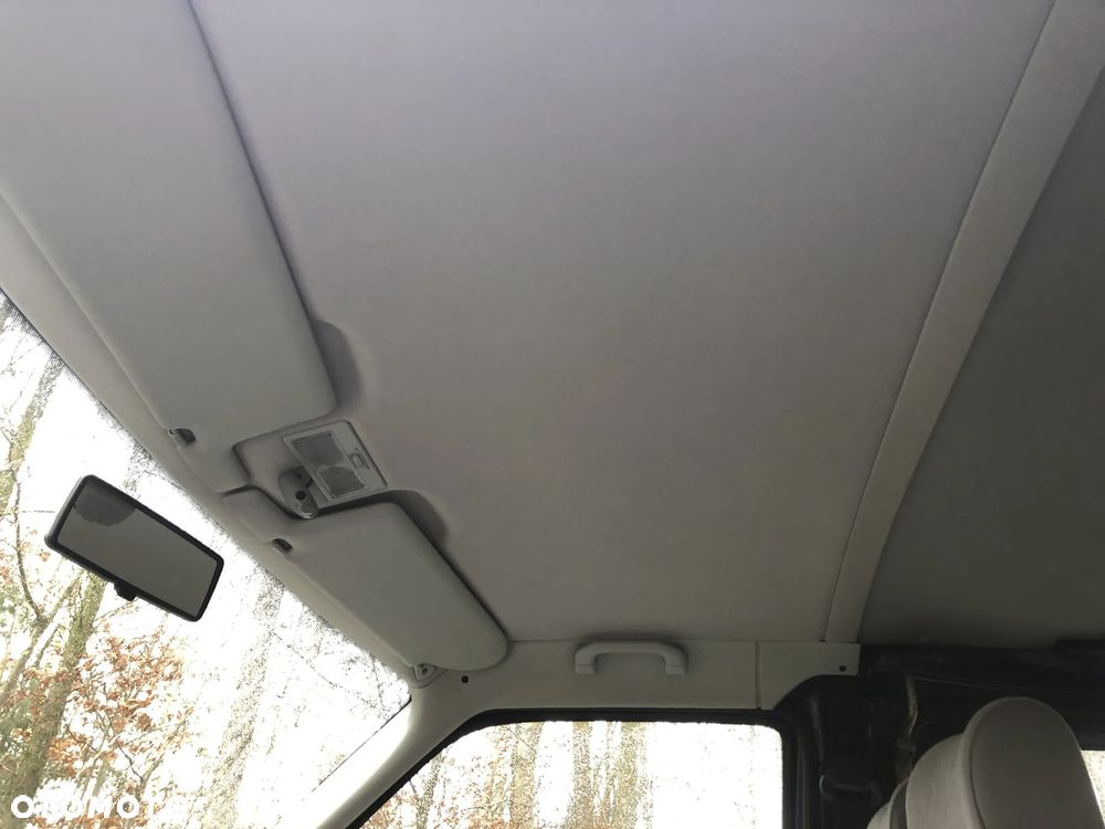 Volkswagen Transporter - 17