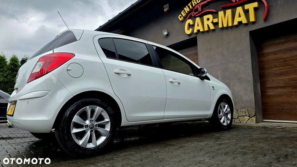 Opel Corsa 1.4 16V Energy - 8