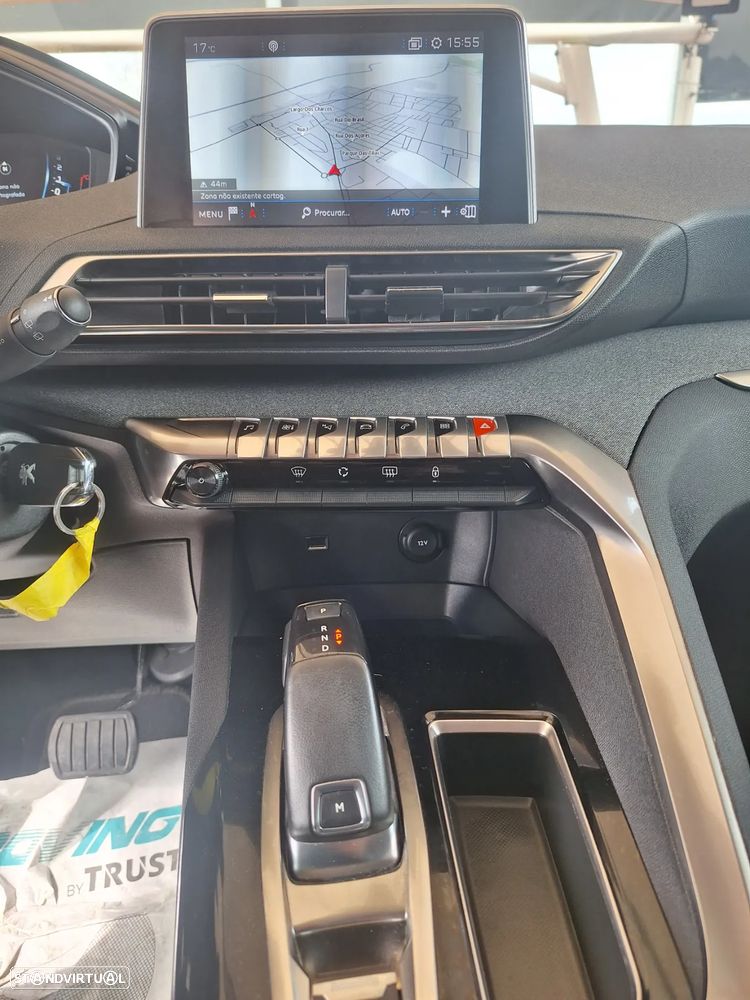 Peugeot 3008 1.5 BlueHDi Allure EAT8 - 13