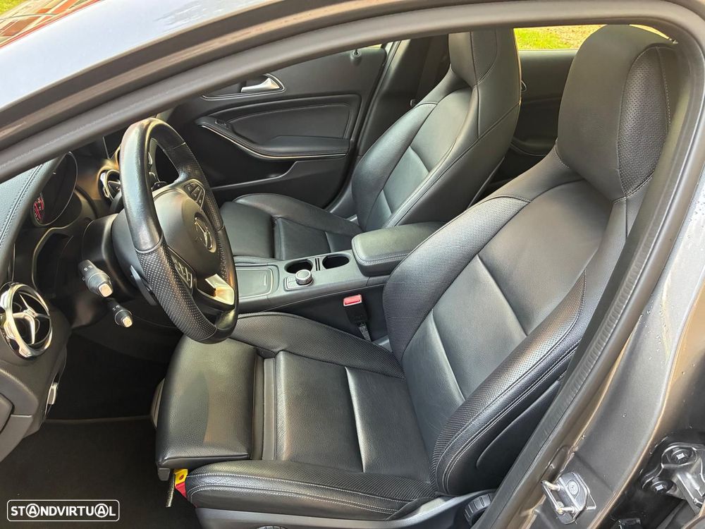 Mercedes-Benz GLA 250 4Matic 7G-DCT Style - 49