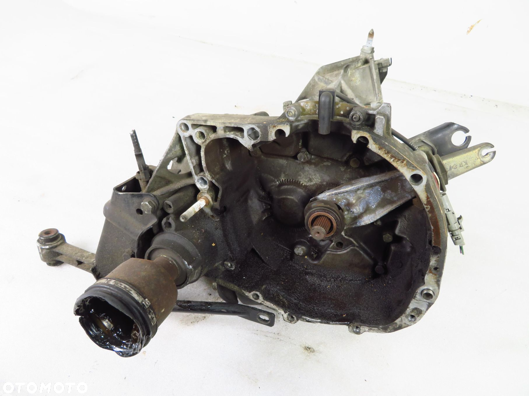 SKRZYNIA BIEGÓW RENAULT LAGUNA I 1.8 JB3147 - 5