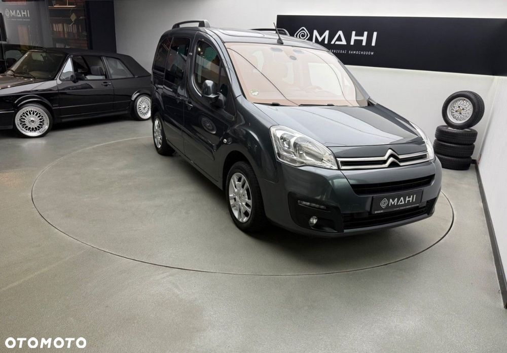 Citroën Berlingo Multispace BlueHDi 120 S&S SHINE - 15