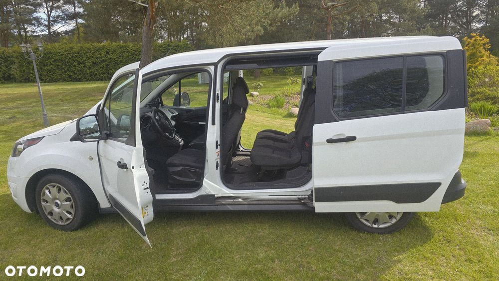 Ford Transit Connect - 12