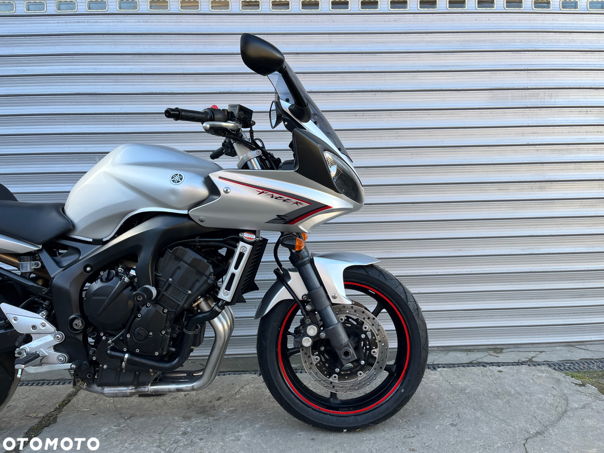 Yamaha FZ6 - 6