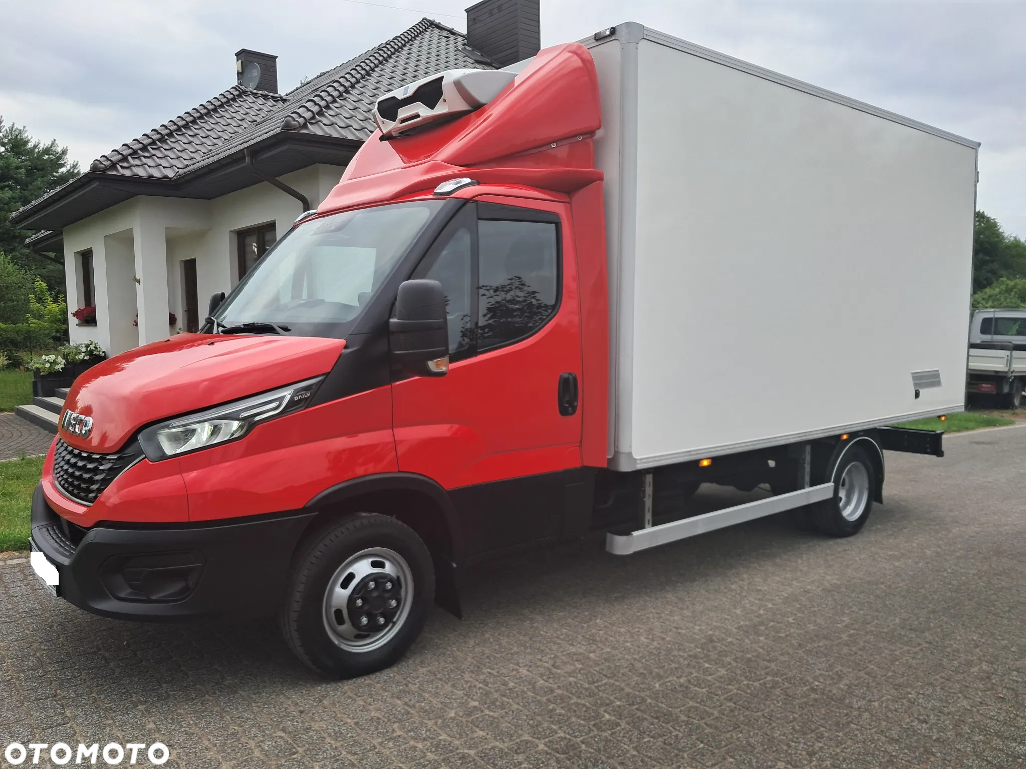 Iveco 50C18 3,0 180KM Hi-Matic Chłodnia ZANOTTI 350 8-palet Salon Polska - 10