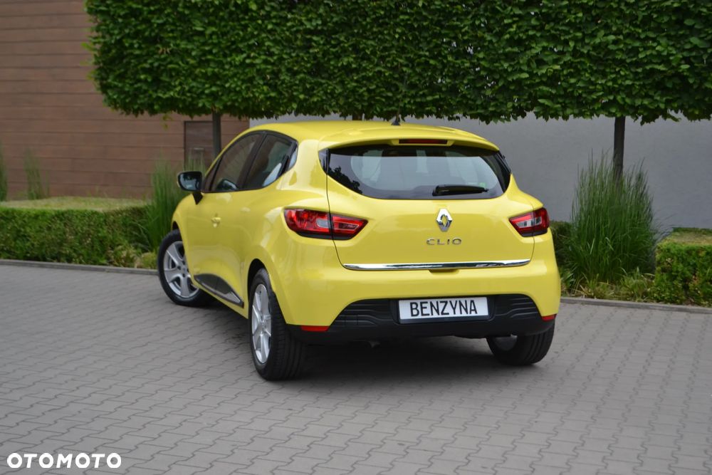 Renault Clio - 6