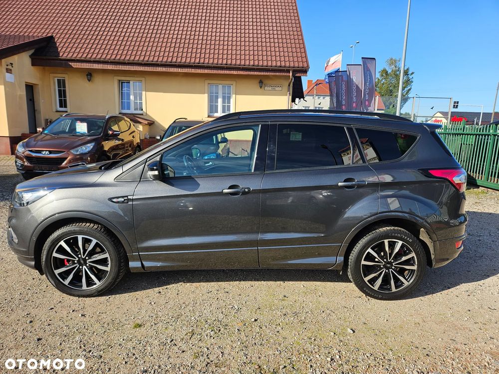 Ford Kuga 1.5 EcoBoost 2x4 ST-Line - 10