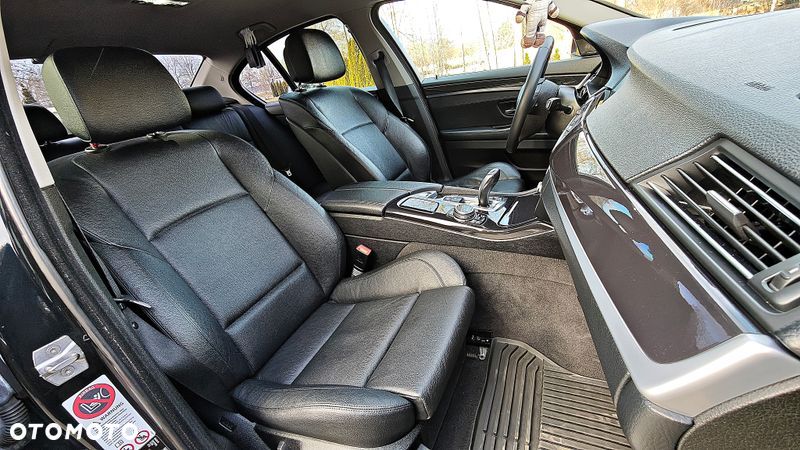 BMW Seria 5 520d Modern Line - 12