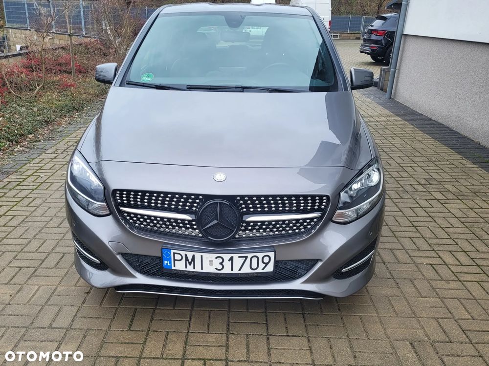 Mercedes-Benz Klasa B 180 UrbanStyle Edition - 2