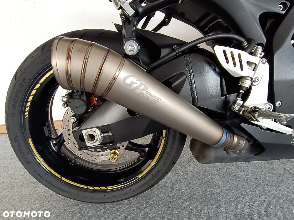 Suzuki GSX-R - 13