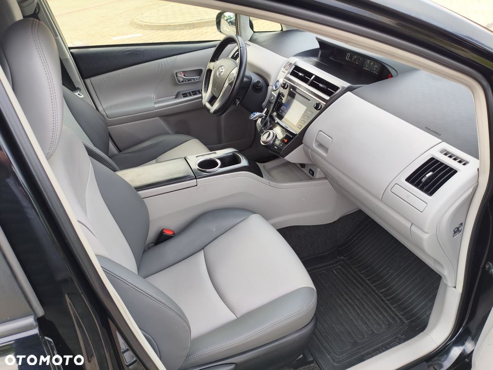 Toyota Prius+ (Hybrid) Comfort - 34