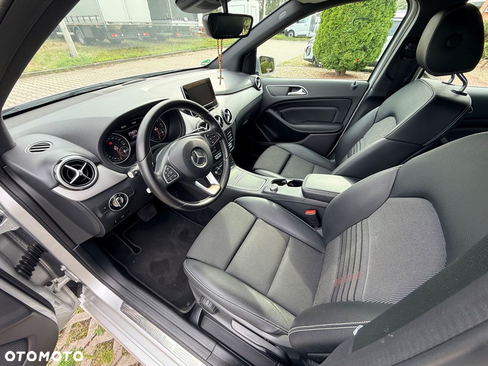 Mercedes-Benz Klasa B 180 (CDI) d 7G-DCT - 7