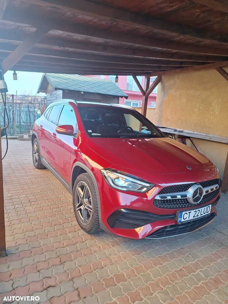 Mercedes-Benz GLA 250 e - 5