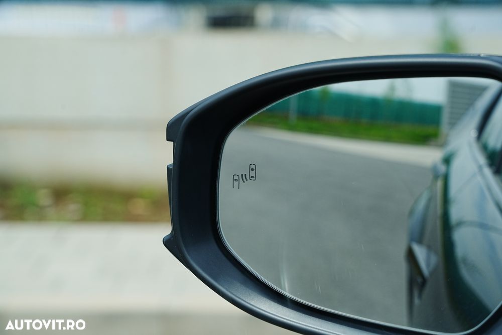 Toyota C-HR 1.8 HSD 122 CP 4x2 CVT Core - 10