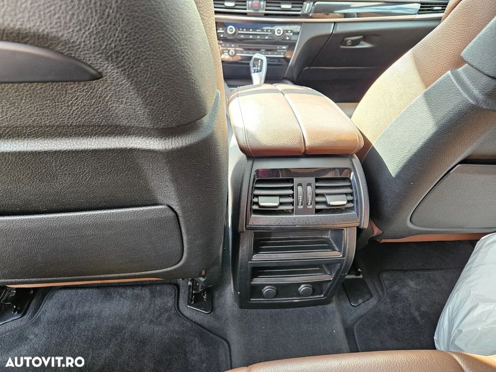 BMW X5 xDrive30d - 14