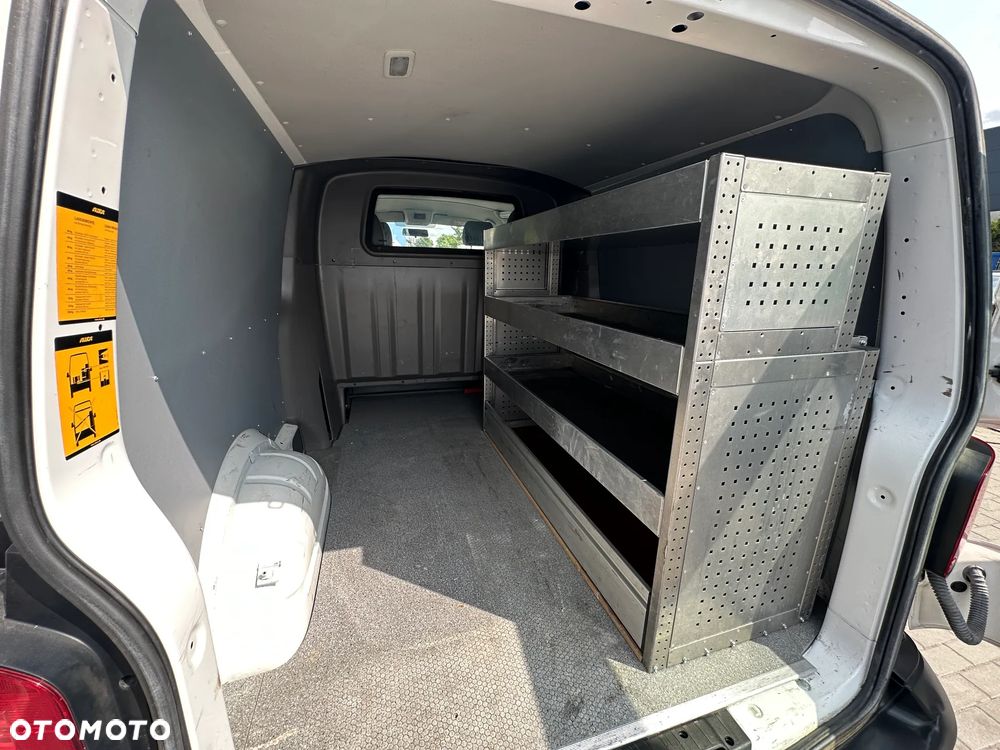 Volkswagen Transporter - 16