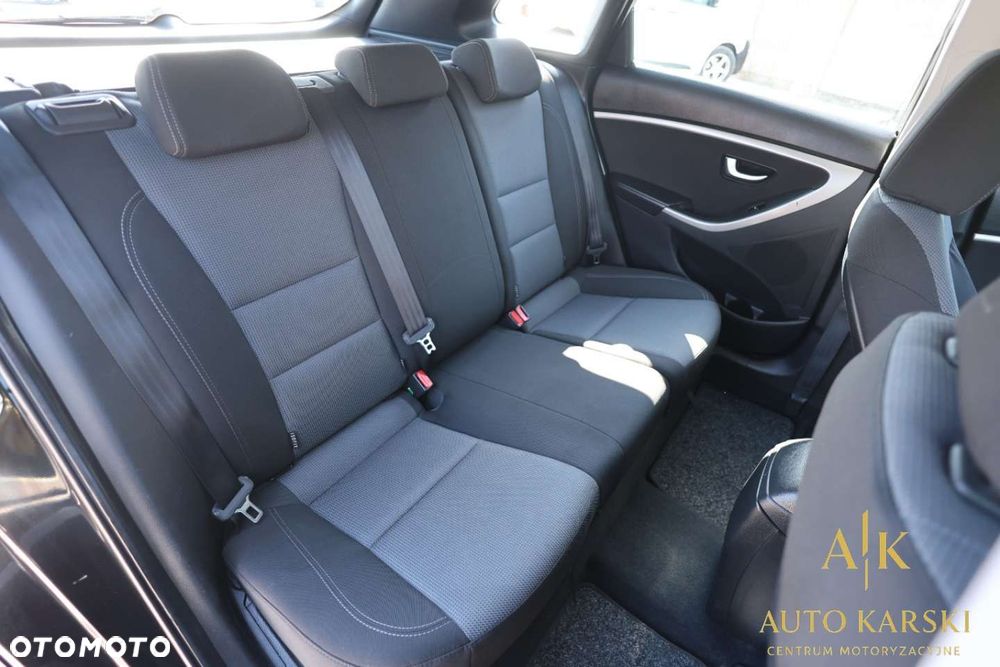 Hyundai i30 - 34