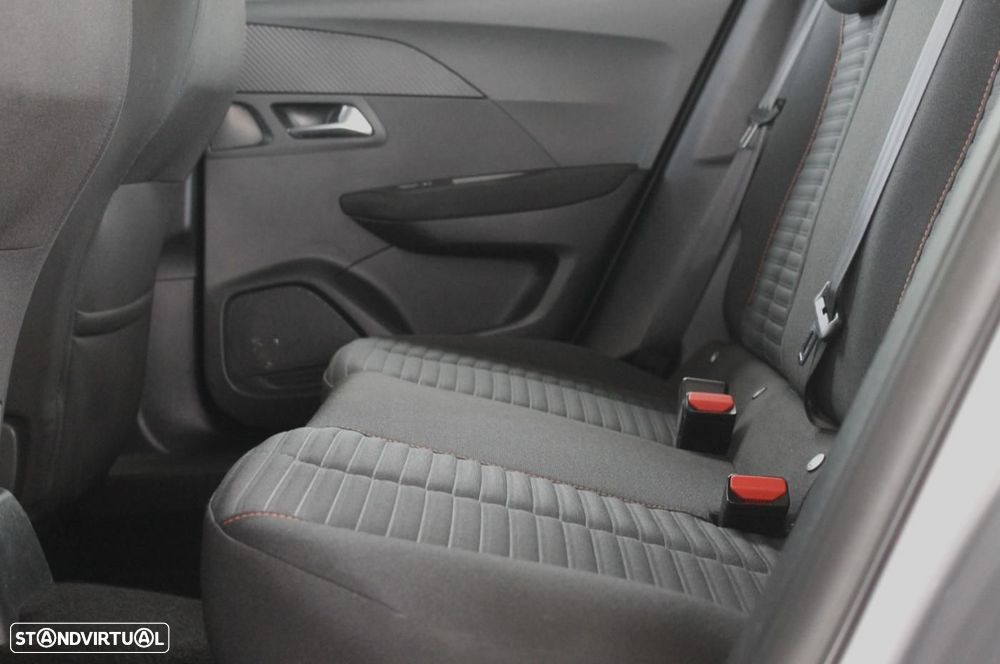Peugeot 2008 1.5 BlueHDi Active Pack - 41