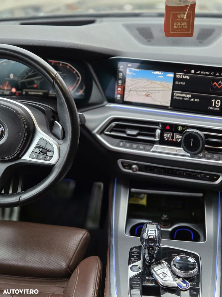 BMW X5 xDrive40i - 8