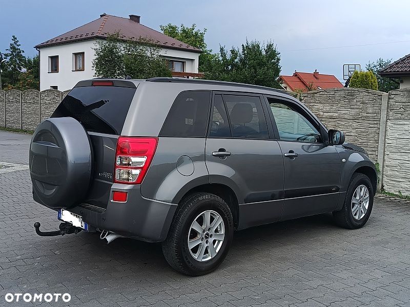 Suzuki Grand Vitara 2.0 TD - 16