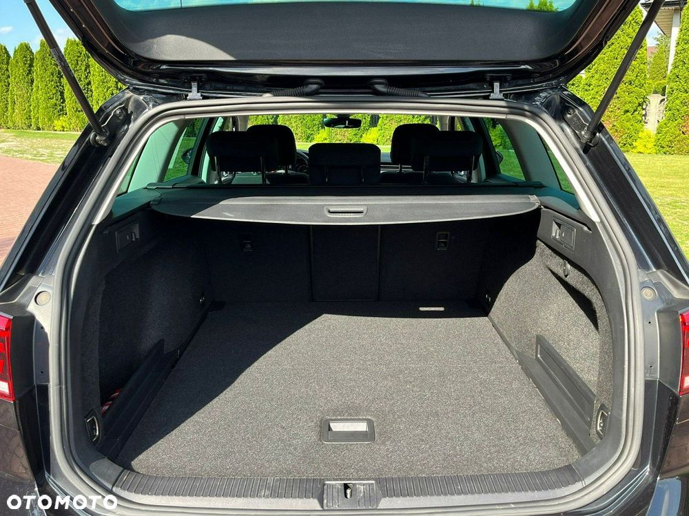 Volkswagen Passat 1.5 TSI EVO Business DSG - 39