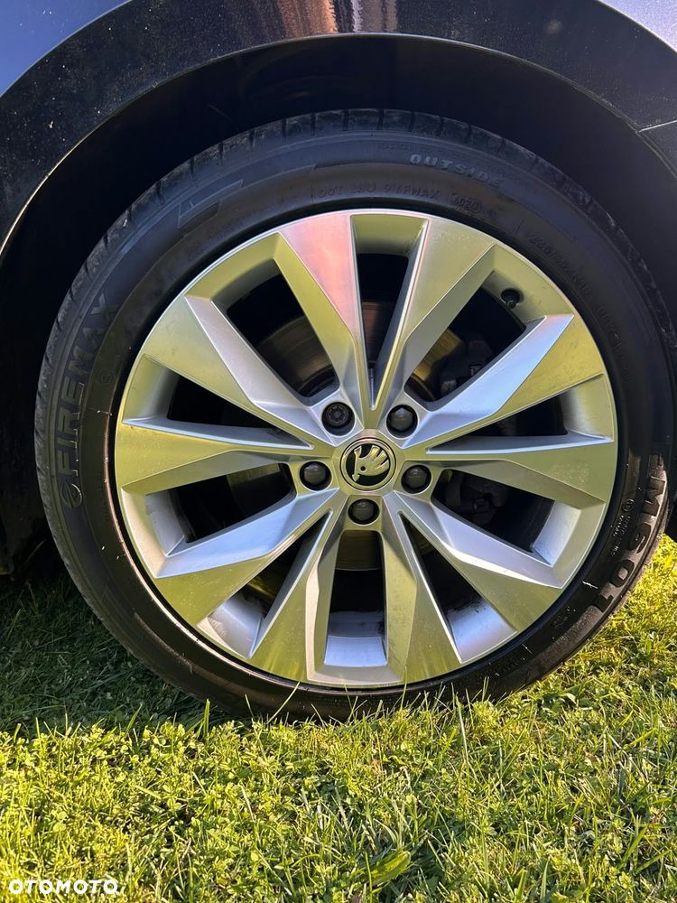 Skoda Superb - 12