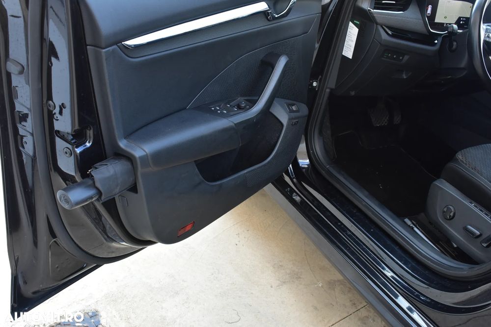 Skoda Octavia 2.0 TDI DSG Premium Edition - 9