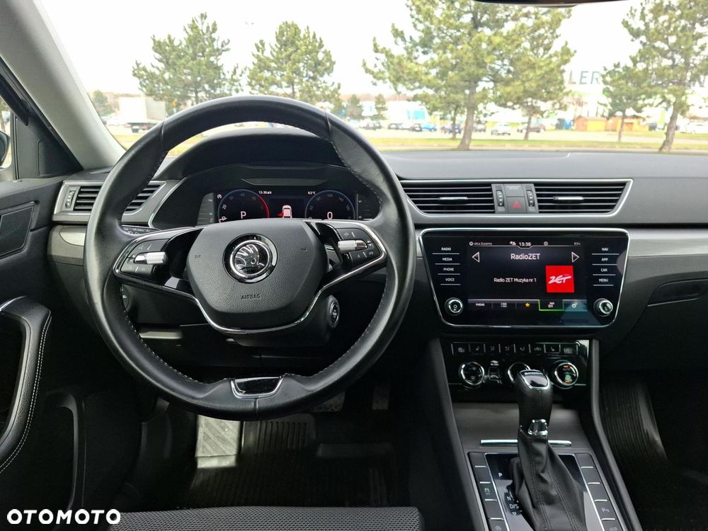 Skoda Superb 2.0 TDI SCR Style DSG - 13