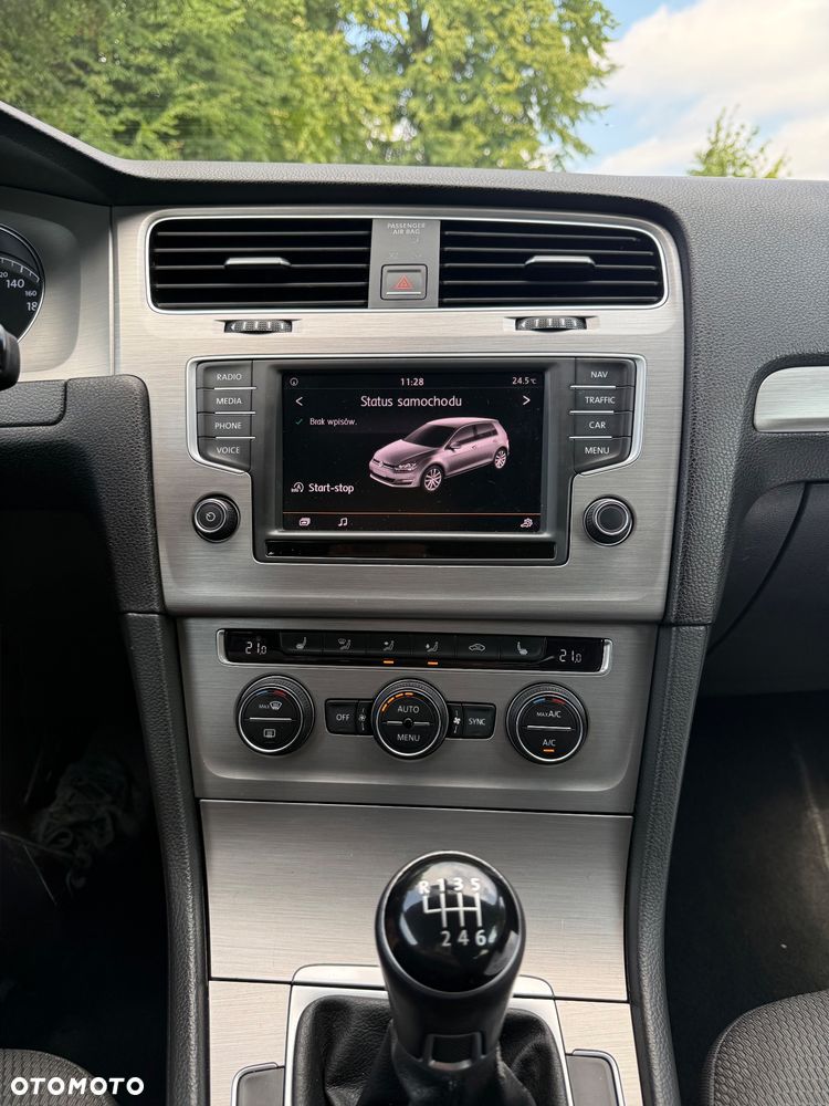Volkswagen Golf 1.6 TDI BlueMotion Trendline - 6
