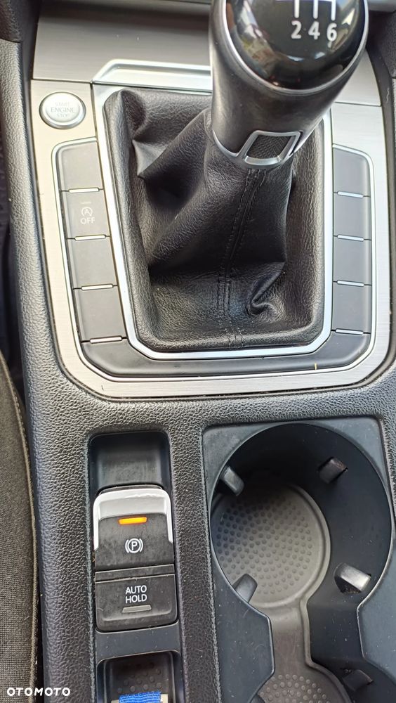 Volkswagen Passat ver-1-4-tsi-bmt-trendline - 8