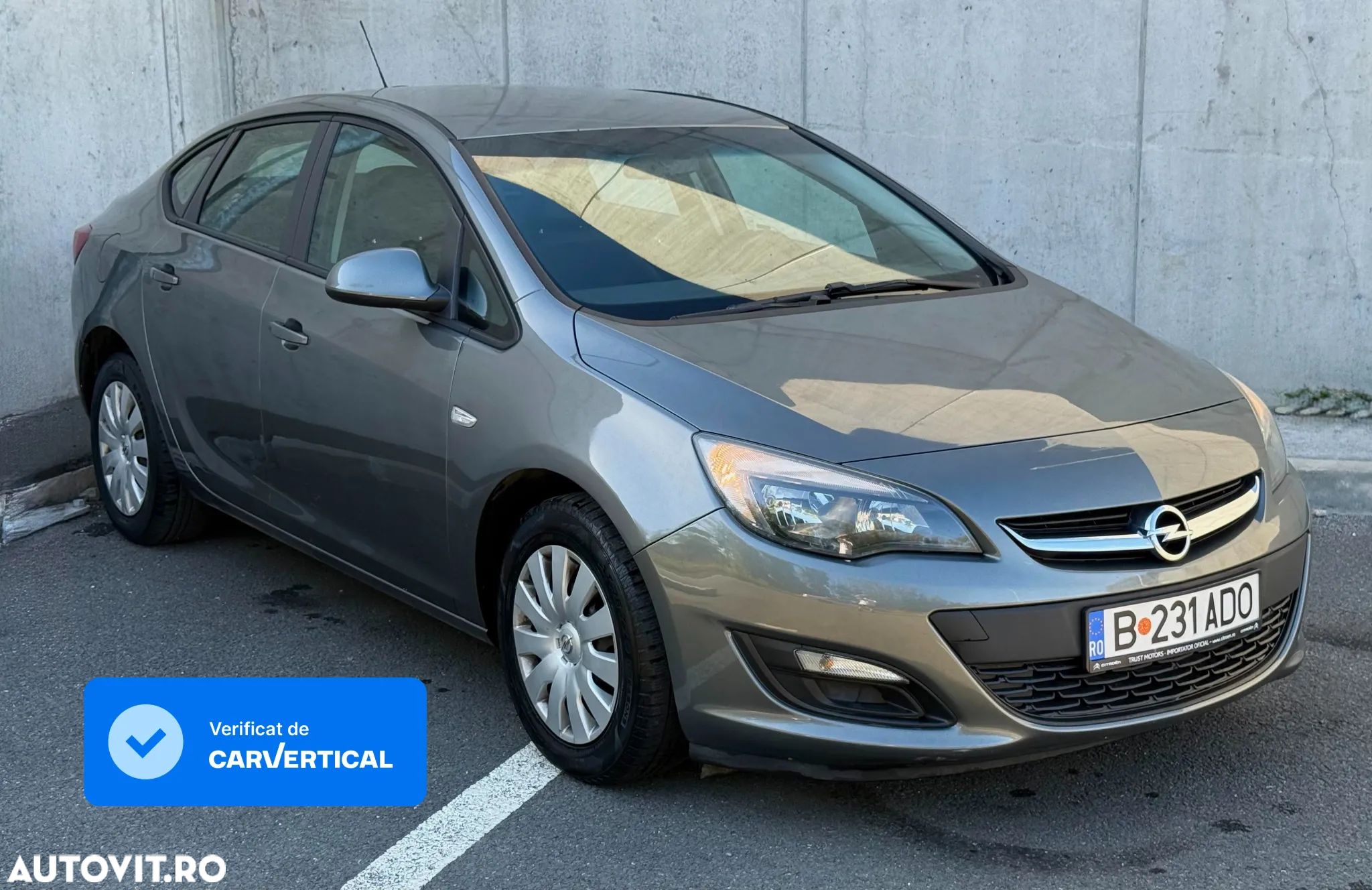 Opel Astra 1.6 TWINPORT ECOTEC Enjoy Aut. - 1