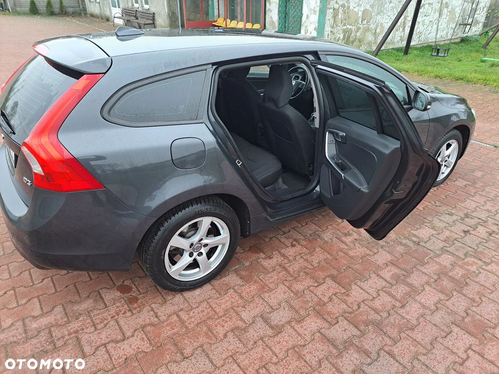 Volvo V60 - 15