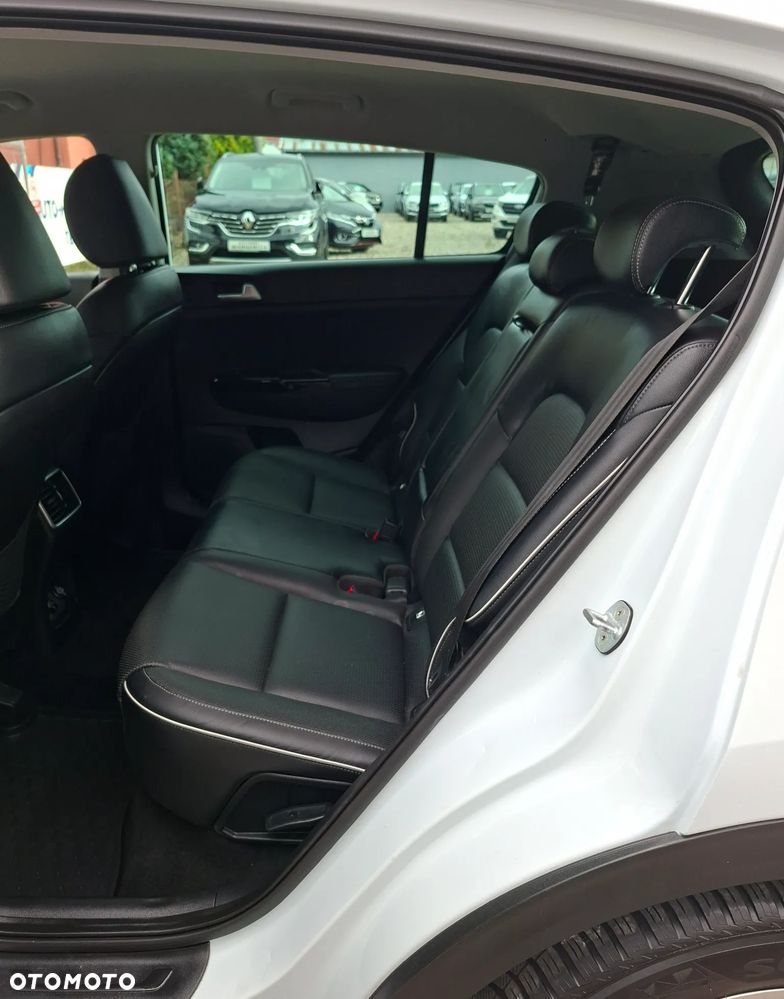 Kia Sportage 1.6 GDI 2WD SPIRIT - 11