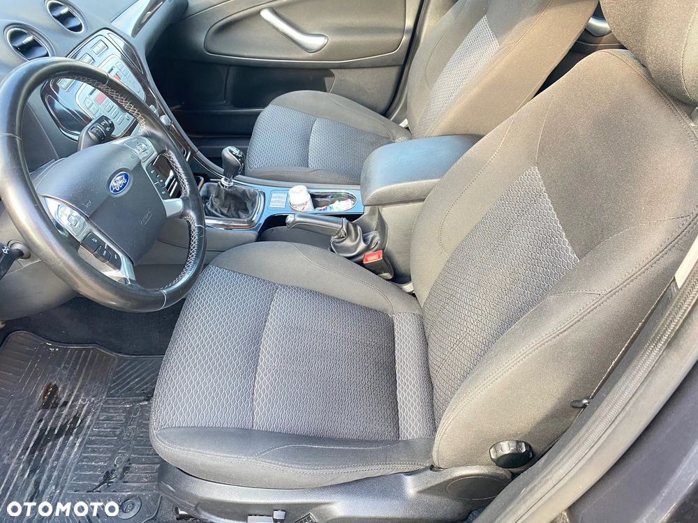 Ford Mondeo Turnier 2.0 TDCi Ambiente - 10