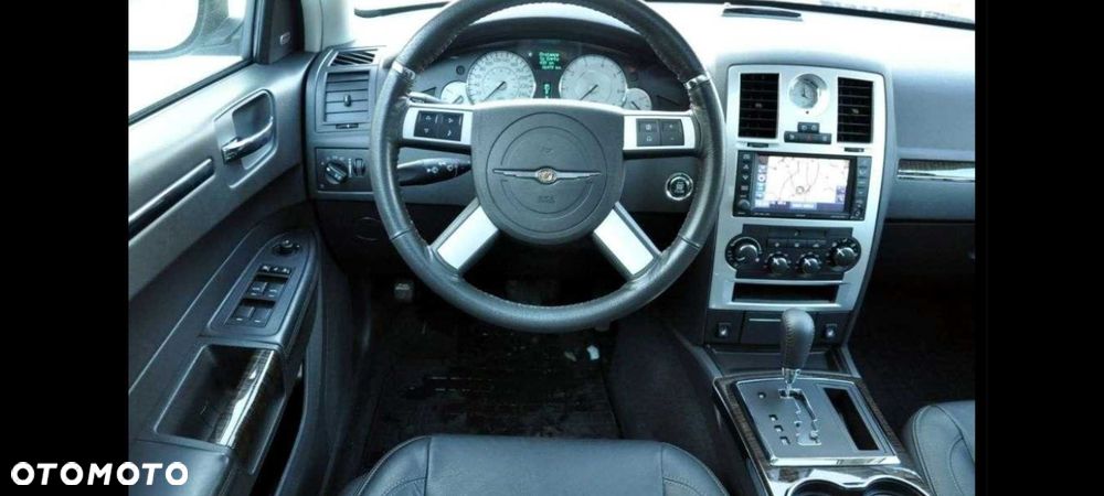 Chrysler Grand Voyager - 2