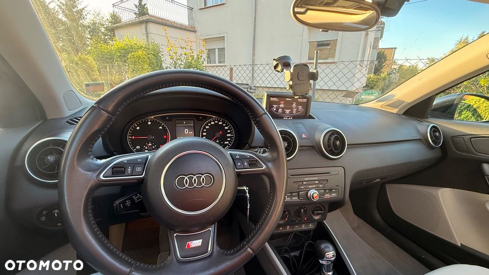 Audi A1 Sportback 1.6 TDI Ambition S tronic - 15