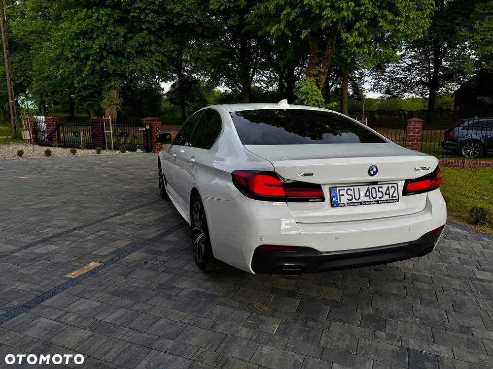 BMW Seria 5 520d - 3