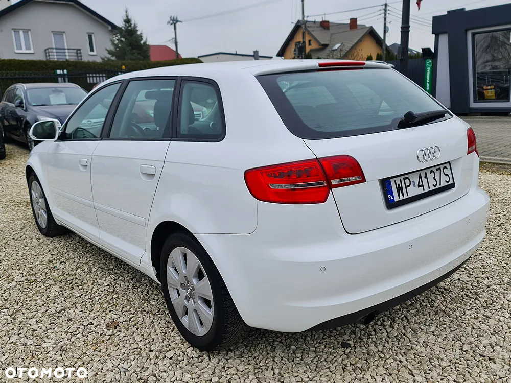 Audi A3 1.6 TDI Ambition - 8