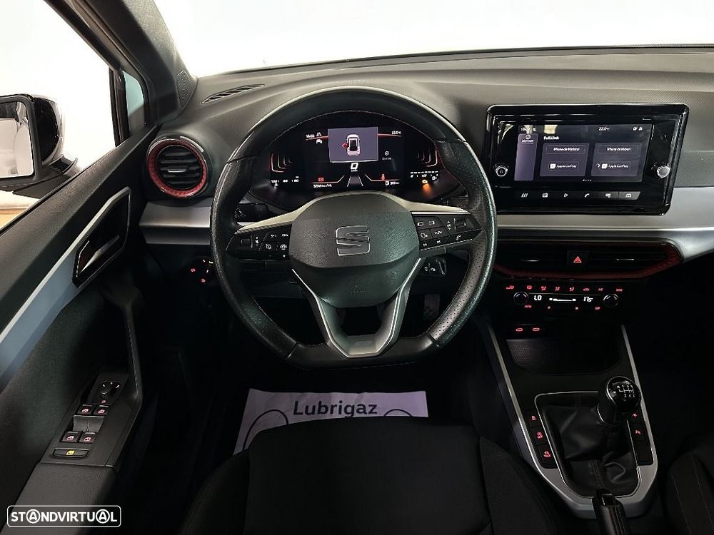 SEAT Arona 1.0 TSI FR - 6