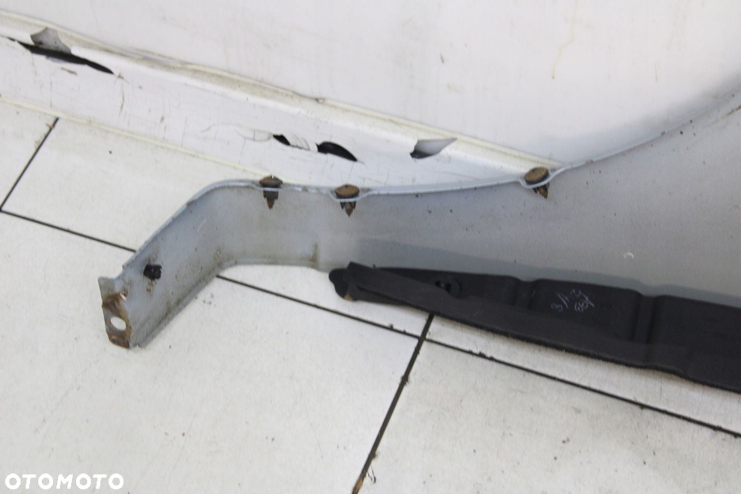 BŁOTNIK PRAWY PRZÓD PRZEDNI HYUNDAI I10 2007R- VEA - KOD LAKIERU - 8