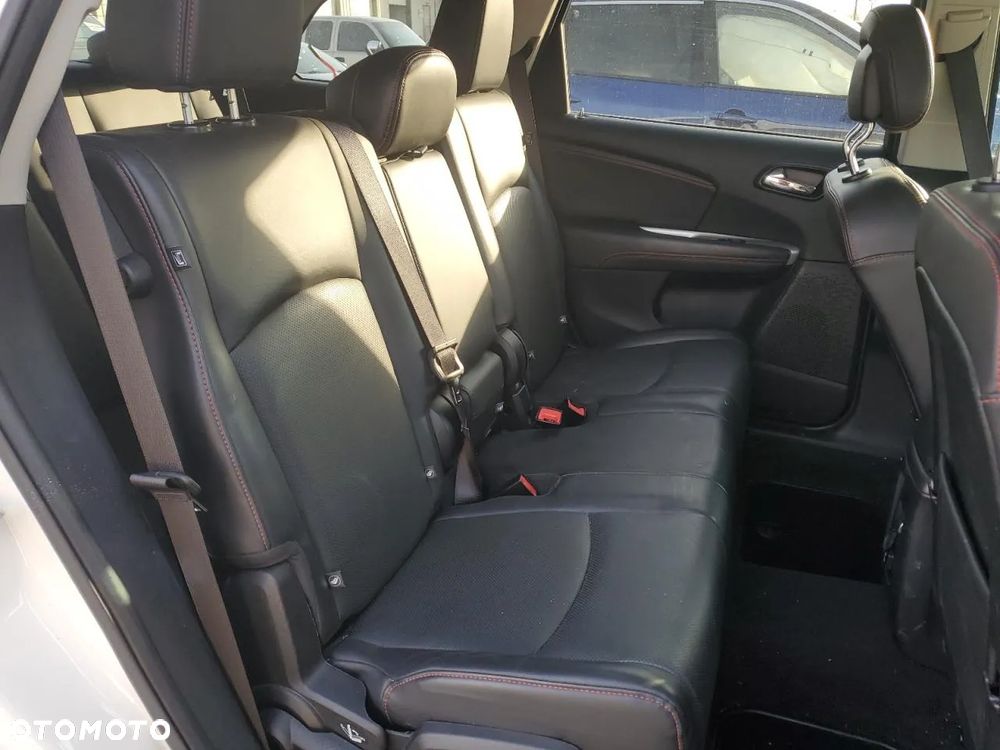 Dodge Journey - 9