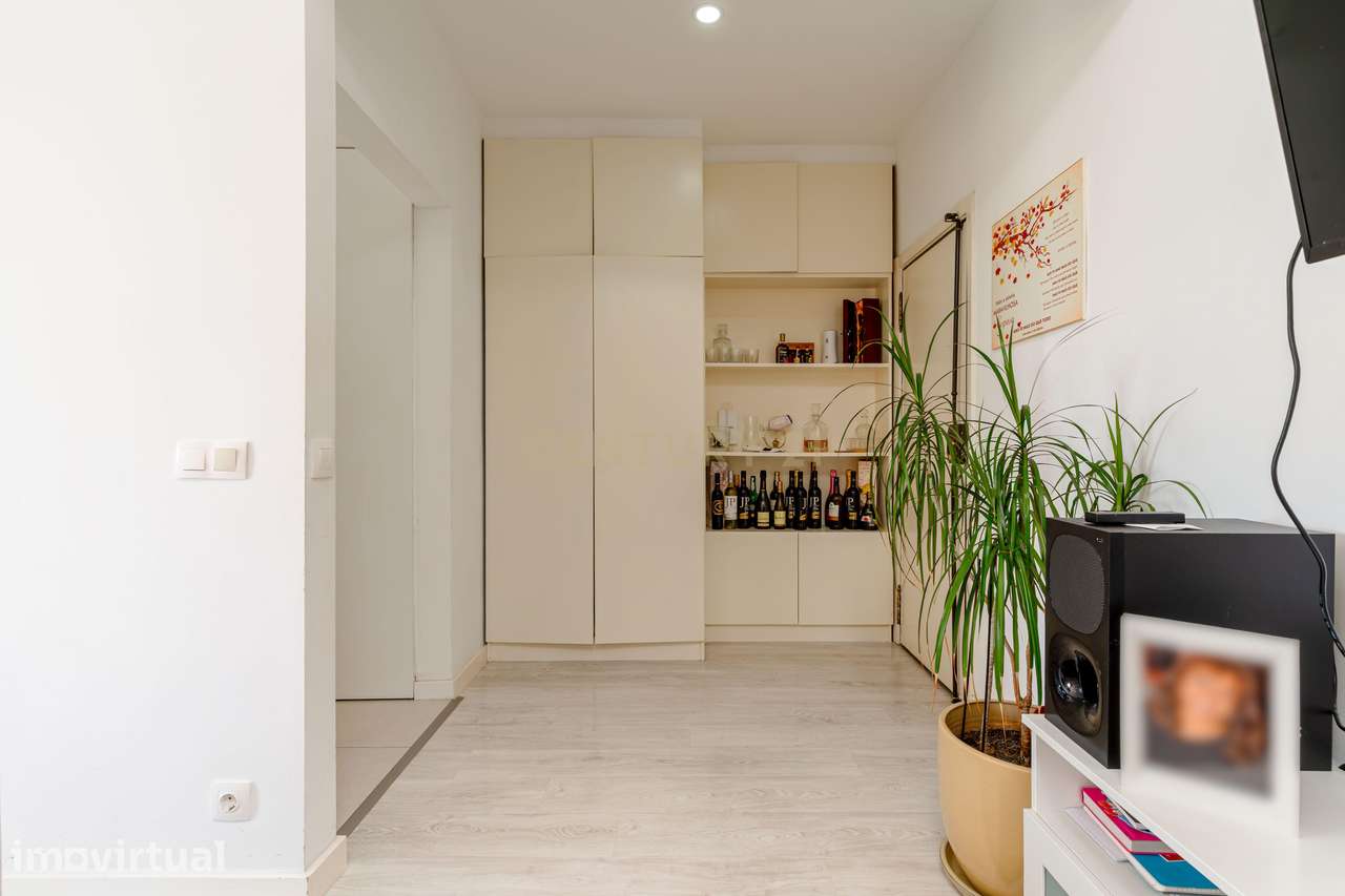 Apartamento T3 Renovado nas Paivas, Amora, Seixal - Grande imagem: 3/35