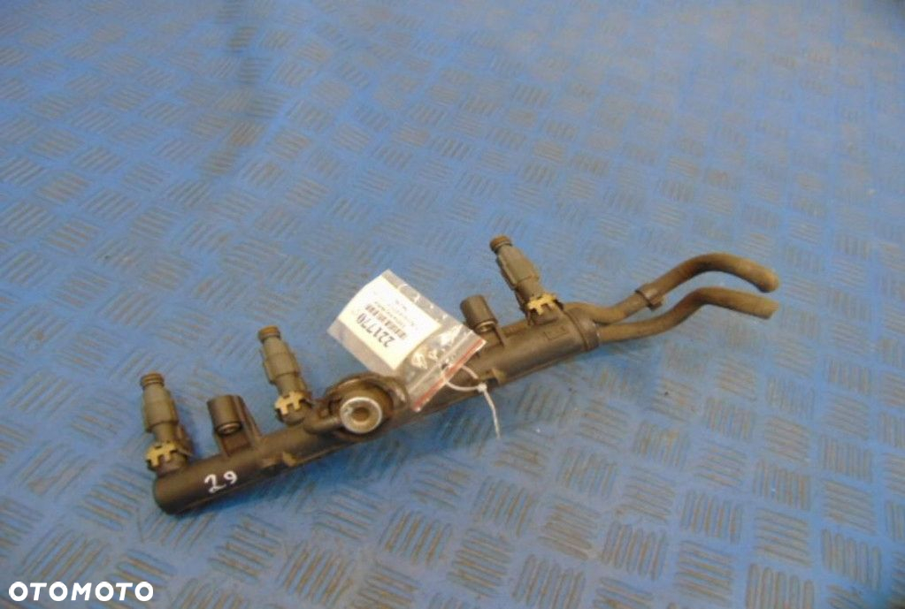 VOLKSWAGEN POLO IV 1.4MPI LISTWA WTRYSKOWA 030133319AA - 5